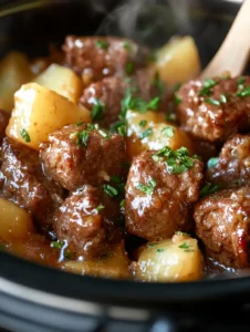 Slow Cooker Garlic Butter Beef Bites & Potatoes step2