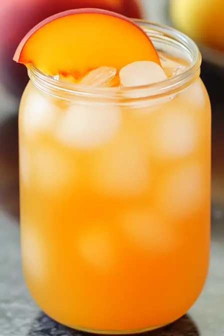 Refreshing Peach Lemonade
