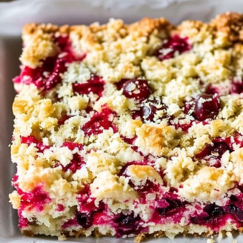 Moist Christmas Cranberry Bars