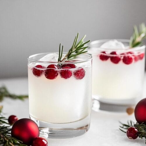 The Mistletoe Kiss Cocktail