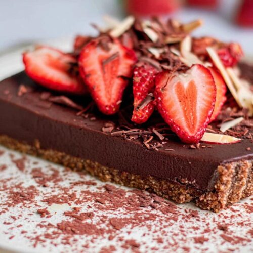 No Bake Chocolate Strawberry Tart