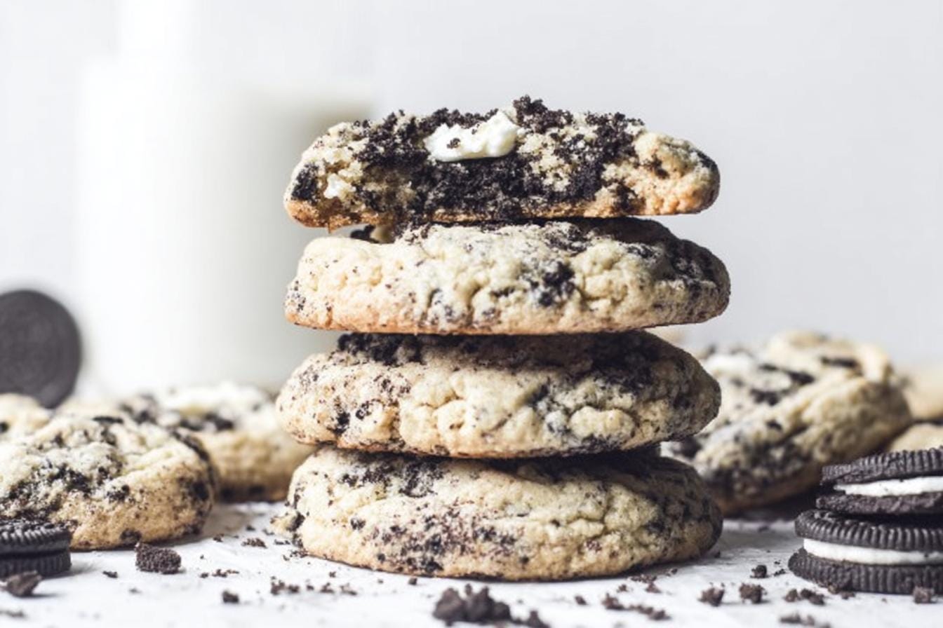 Cookies & Cream Cookies