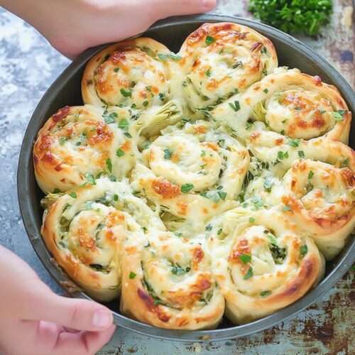 Cheesy Spinach and Artichoke Pinwheels