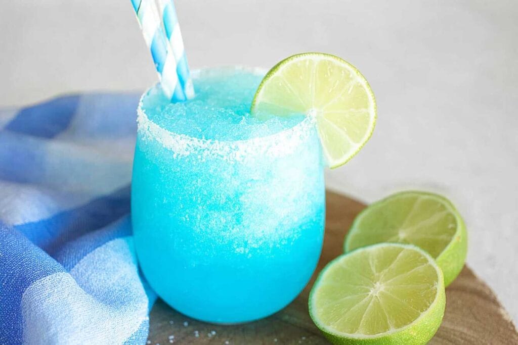 Blue Lagoon Margaritas (3)