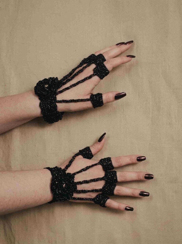 crochet hand harness pattern